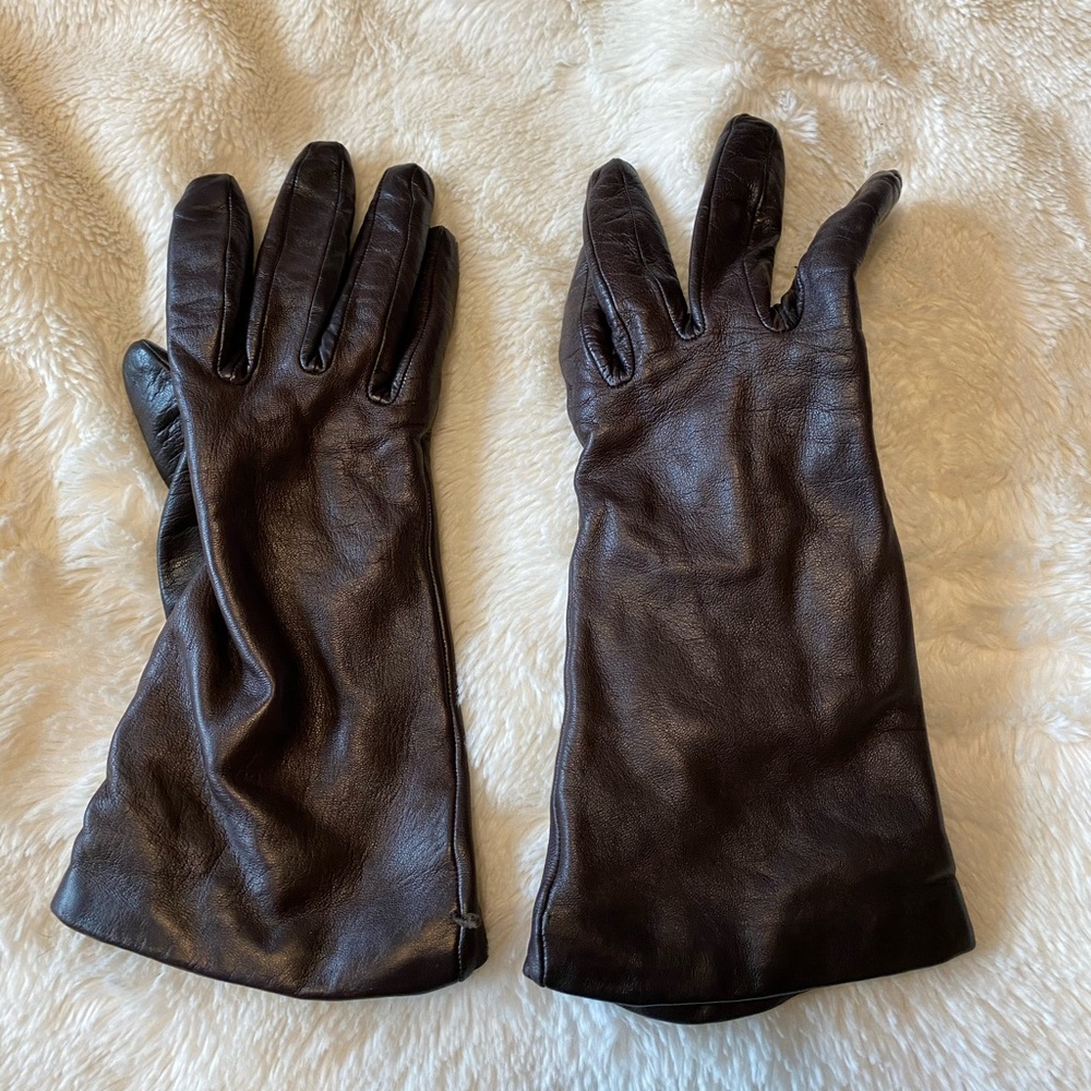 BROWN LEATHER GLOVES